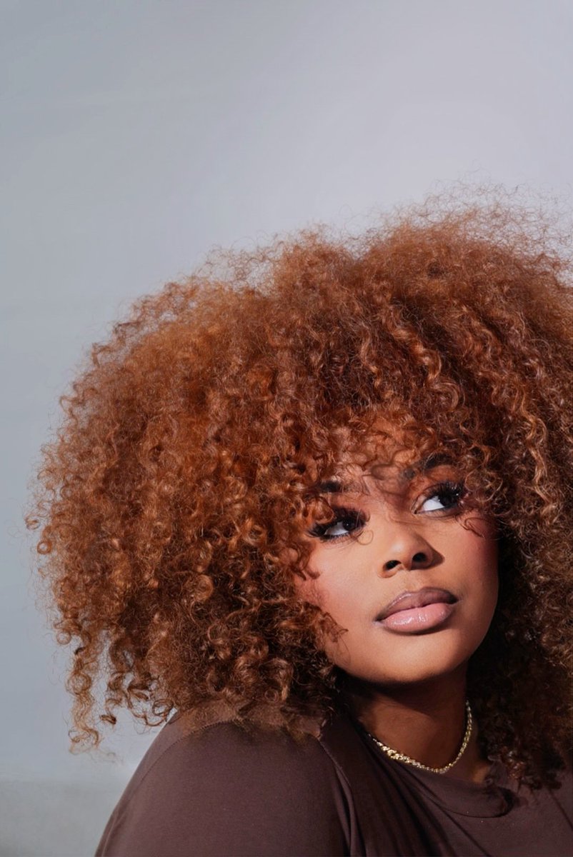 TyThaMua_'s tweet photo. The CEO ✨

KinkleCo - A Hair Care Line Designed For Kinky , Coily , Curly &amp; LOC’D Hair 
A True Dedication To The Culture 
A Reminder That Your Hair Is Indeed Presentable &amp; Acceptable . 
Your Hair Is ICONIC 
&amp; It Matters. https://t.co/TsG7A95dXk