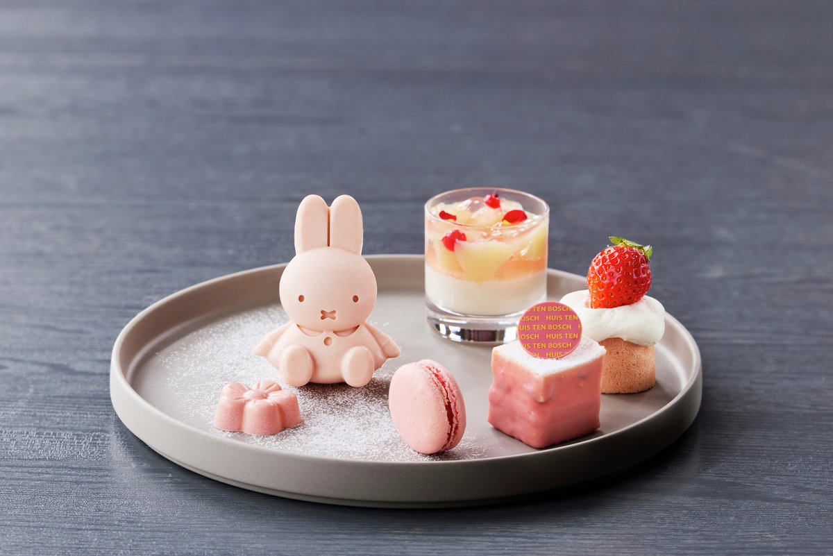 HTB_official's tweet photo. ／
見た目からときめきが止まらない✨
#ミッフィー の #アフタヌーンティー 登場🍽️
＼
 
みんなから愛されるミッフィーのアフタヌーンティーは、心もお腹も満たされること間違いなし！
 
※販売期間：3/15(土)～9/7(日)土日限定 1日30セットとなります
 
⏩https://t.co/U5kiEflesN https://t.co/5TwVp89HL3