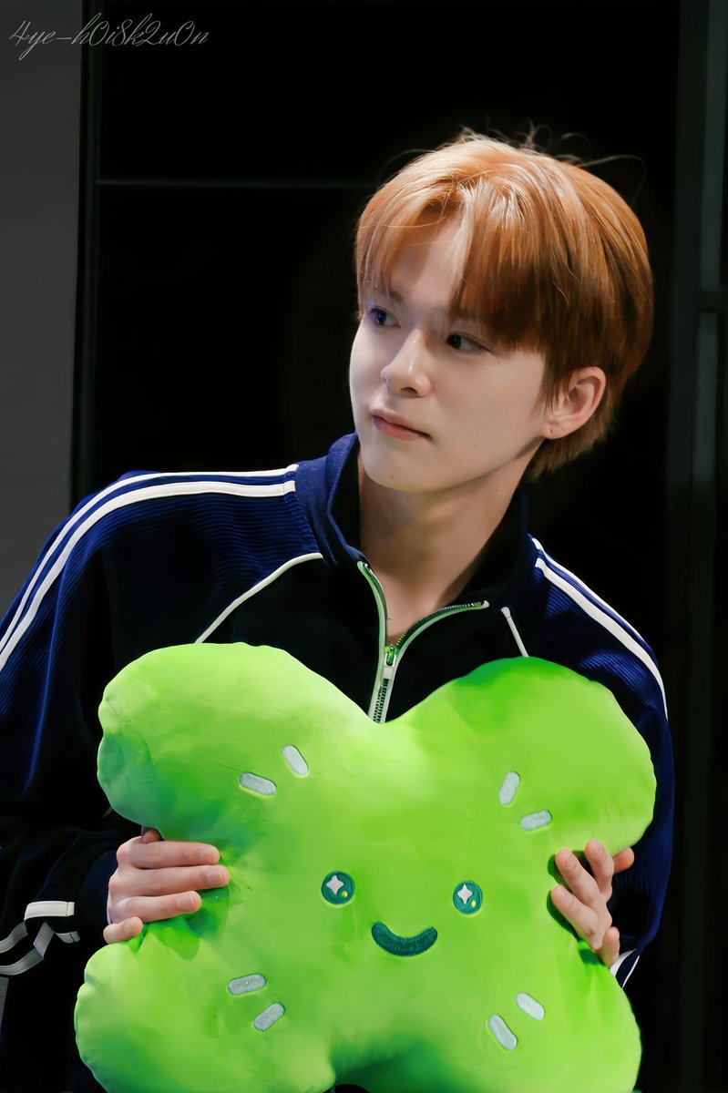 250309 비공개 오프라인 팬사인회 (YG SELECT)

🍀🍀🍀👀

#아사히 #ASAHI #あさひ #TREASURE #트레저 #アサヒ