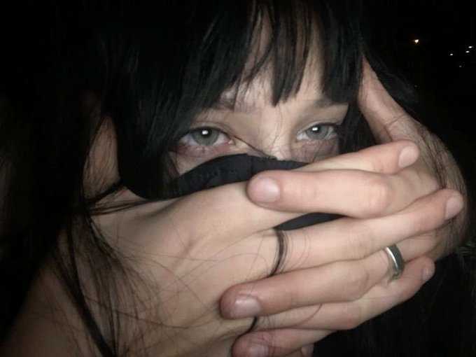 َ (@1swanlake) on Twitter photo 