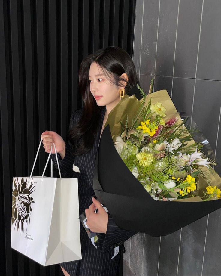 ᗪOᗰISIᒪI ᗰᗩᑎᗩ

                                                                    jkt

ᒍᗩᑌᕼ
ᗩKᑌ ᒍᗩTIᗰ
#gummyfall