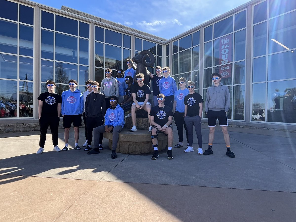 DubSeniorBball's tweet image. See you at the Well! #RamFam