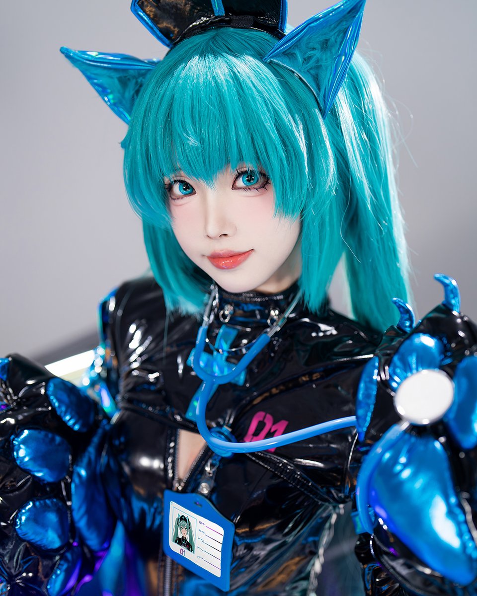 mobbunny1's tweet image. HOLD ON!!!🎤Princess Singer is
coming!!!

🩵ow.ly/Toqh50VewVb

🩷ow.ly/Qy2r50VewVg

Check ow.ly/HW6T50VewV4 for more anime girl cosplay

#mobbunny #mikuday #vocaloidcosplay #rabbithole #cosplay