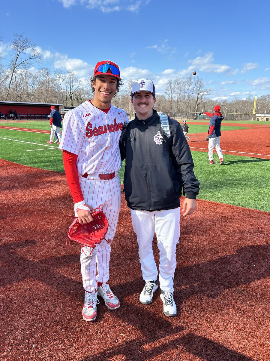 Julie (@heyjuliegraff) on Twitter photo Found a couple of former Edmonds Tritons on Long Island ⚾️
<a href="/EdmondsBaseball/">Edmonds College Baseball</a>
<a href="/Coach_Roy2/">Brooks Roy</a>
<a href="/chanz_doughty/">Chanz Doughty</a>
<a href="/matthewdelvec/">Matthew DelVecchio</a> Found a couple of former Edmonds Tritons on Long Island ⚾️
<a href="/EdmondsBaseball/">Edmonds College Baseball</a>
<a href="/Coach_Roy2/">Brooks Roy</a>
<a href="/chanz_doughty/">Chanz Doughty</a>
<a href="/matthewdelvec/">Matthew DelVecchio</a>