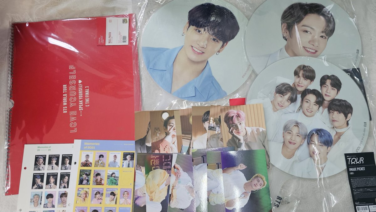 Boolight017's tweet photo. BTS/BT21/Tinytan 

ขายเหมา 2,300 / ราคารวมส่ง
ได้ของตามทุกรูปในโพสเลยค่ะ
**บางชิ้นอาจมีร่อยรอยหรือเคยแกะซีลแล้วค่ะ**

***พื้นที่ห่างไกล +20.- 
👉สนใจ/ถามเพิ่มเติม DM มาได้เลยย
💰โอนจ่าย/wallet
❌ไม่มีปลายทาง
#ตลาดนัดบังทัน #ตลาดนัดBTS
 #ตลาดนัดbts https://t.co/giHADlLjKK