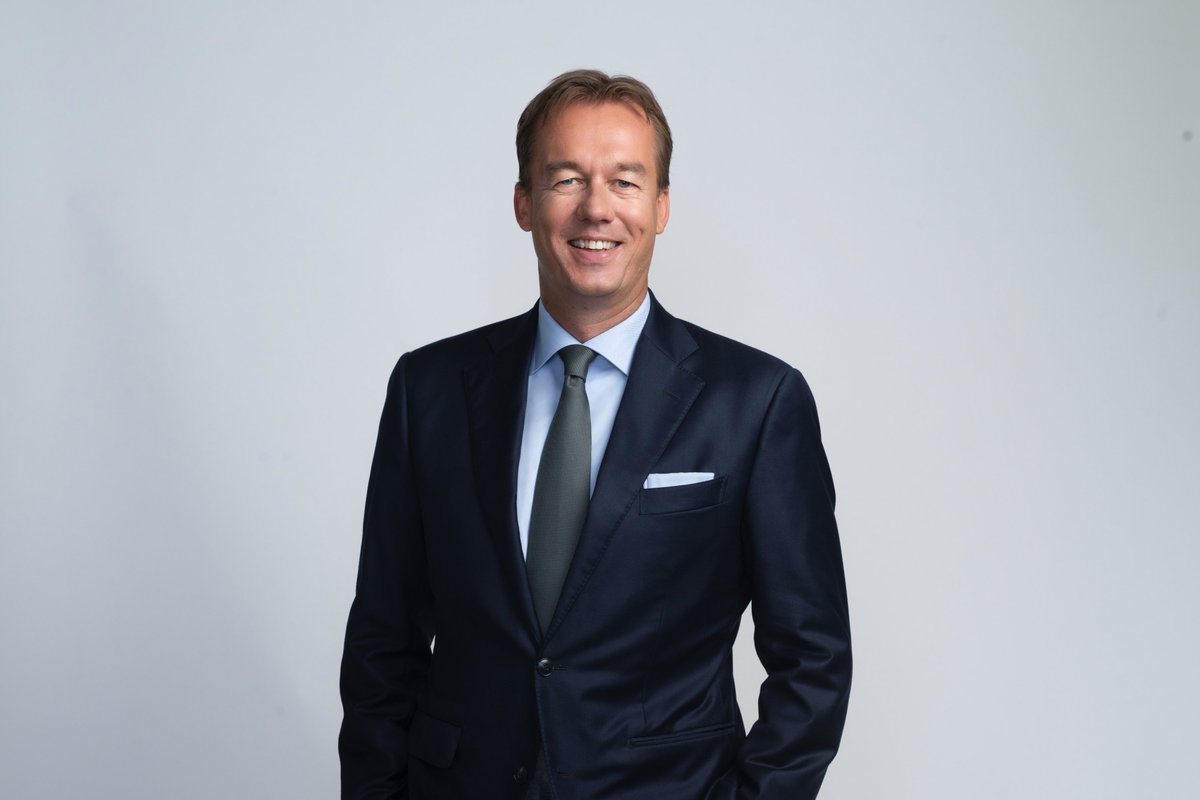 Trafigura renews USD5.6 billion revolving credit facilities.

We’re pleased to announce the closing of our new 365-day European multi-currency syndicated revolving credit facility (ERCF) totalling USD1.9 billion, as well as the extension and increase of our USD3.7 billion