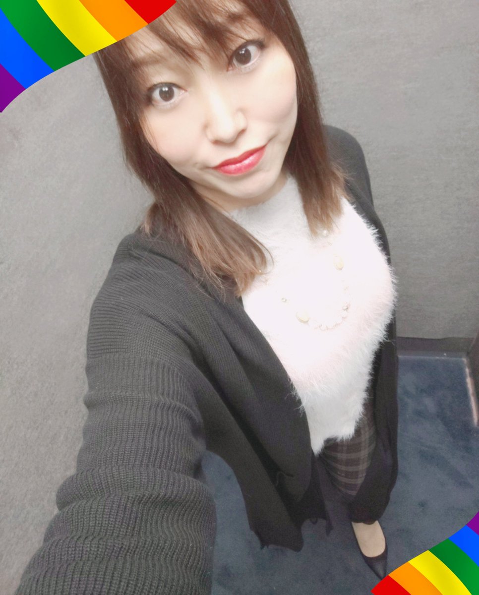 mojiCoh_and_co's tweet image. チラ見せも脱いでも踊ってもない
👙も🍄も出してないこのような告知垢に皆様っ💨
まことにっ!
まーこーとーにっ!!
有難うございます!!!✨🙇♀️
✕に嫌われても
一部の方にスルーされても
押して推して下さる皆々様の❤️や🔄やリプのお陰様でなんとかやれてます❤️🔥🥺
今後とも何卒宜しくお願いいたします🌟🤗