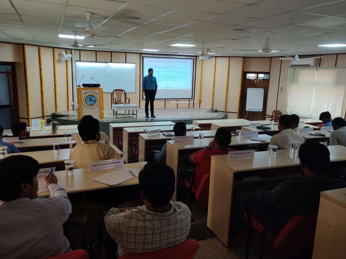 BangaloreCwc's tweet image. Sh. Ankit Dudeja, Ex. Engg. Cauvery Division delivered 5 lectures on Soil Water Assessment Tool, Snowmelt Runoff Modelling, Environmental Flows and Life of Reservoir Studies to participants of 34th Induction Training program for CWES ( Gp A) on 06th and 07th March, 2025