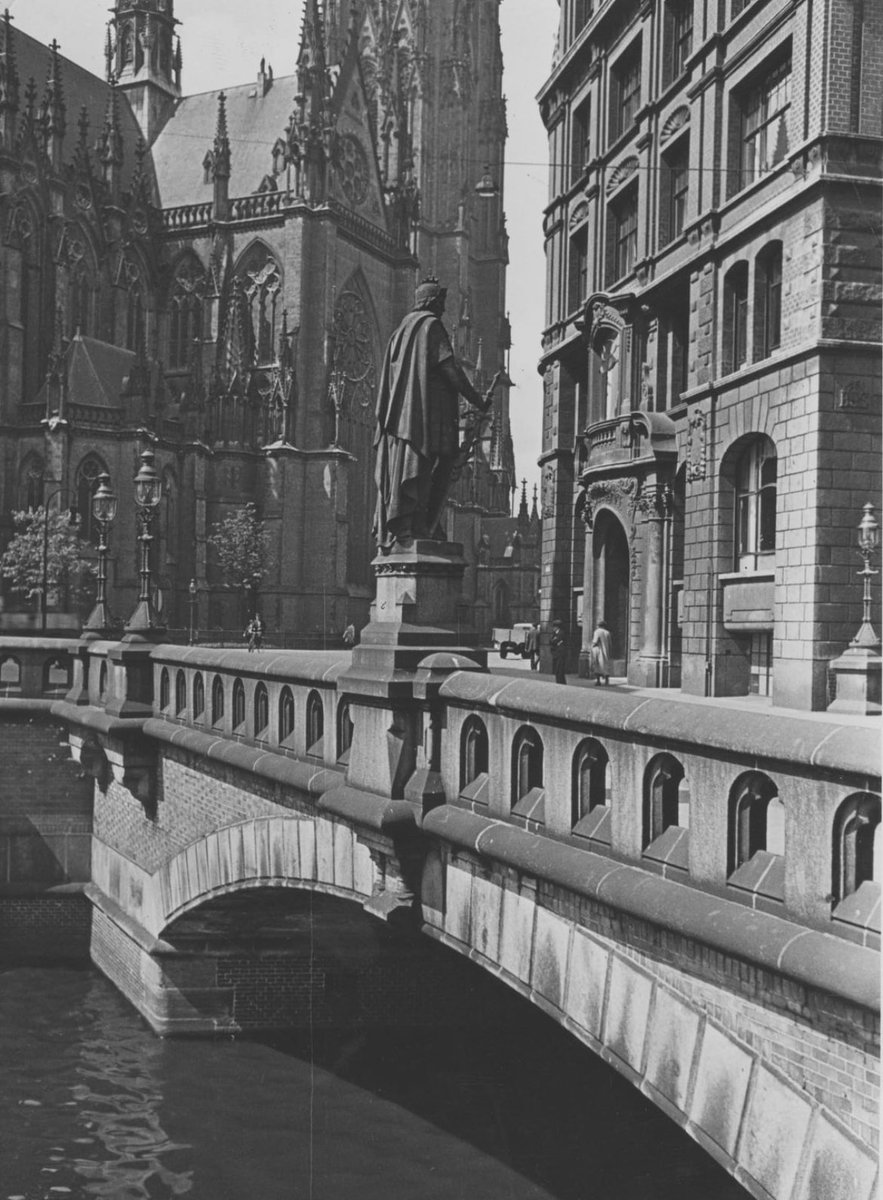 Waken Minds 𓂀 tweet media