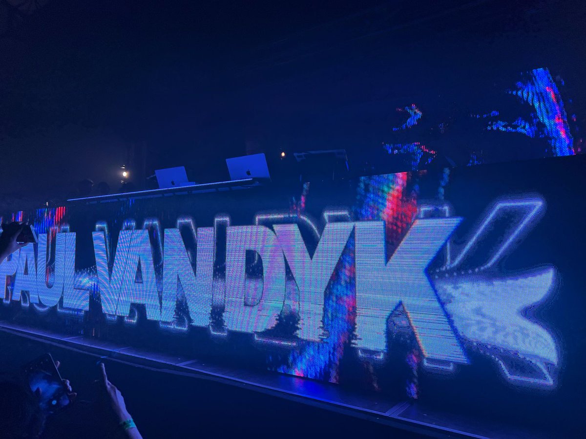 CEpuntoTV's tweet image. @PAULVANDYK en Sala Urbana, Naucalpan, Edo. Mx., Sábado 8 de Marzo,2025.
Evento por LooLoo 
Fotos por: DJ @NathiaKate 
#wearelooloo #EventodeMusicaElectronica #dj #PaulVanDyk