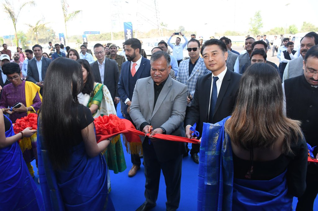 Inauguration of Haier Industrial Park AC Factory in Greater Noida

Shri Manoj Singh Ji (Chief Secretary, Govt. Of UP) performed groundbreaking ceremony of the AC factory at Haier Industrial Park (DMIC, IITGNL) in Greater Noida.
