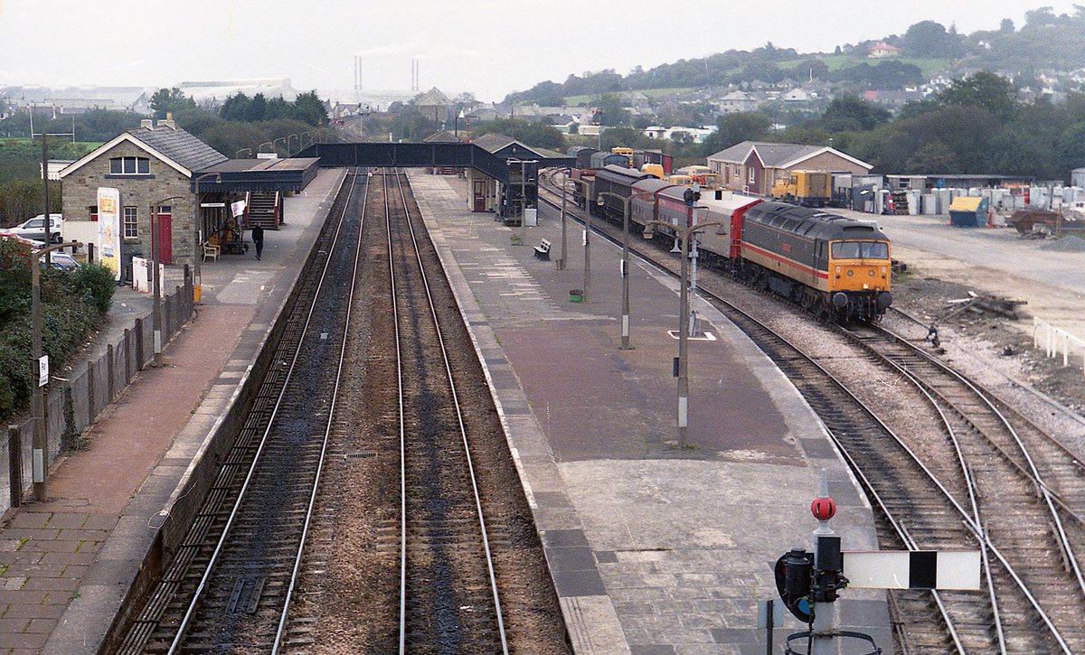 Paul Stanford FCIRO (@pjsrail) on Twitter photo #ThrowbackThursday on a Monday 😀15th October 1988 and I was hanging around at Par and caught 47508 hauling the afternoon #Speedlink train to Gloucester with clay products and seaweed in the last 2 wagons. #BR #railfreight #cl47 #Cornwall <a href="/railexpress/">RAIL EXPRESS</a> Copyright Paul Stanford #ThrowbackThursday on a Monday 😀15th October 1988 and I was hanging around at Par and caught 47508 hauling the afternoon #Speedlink train to Gloucester with clay products and seaweed in the last 2 wagons. #BR #railfreight #cl47 #Cornwall <a href="/railexpress/">RAIL EXPRESS</a> Copyright Paul Stanford