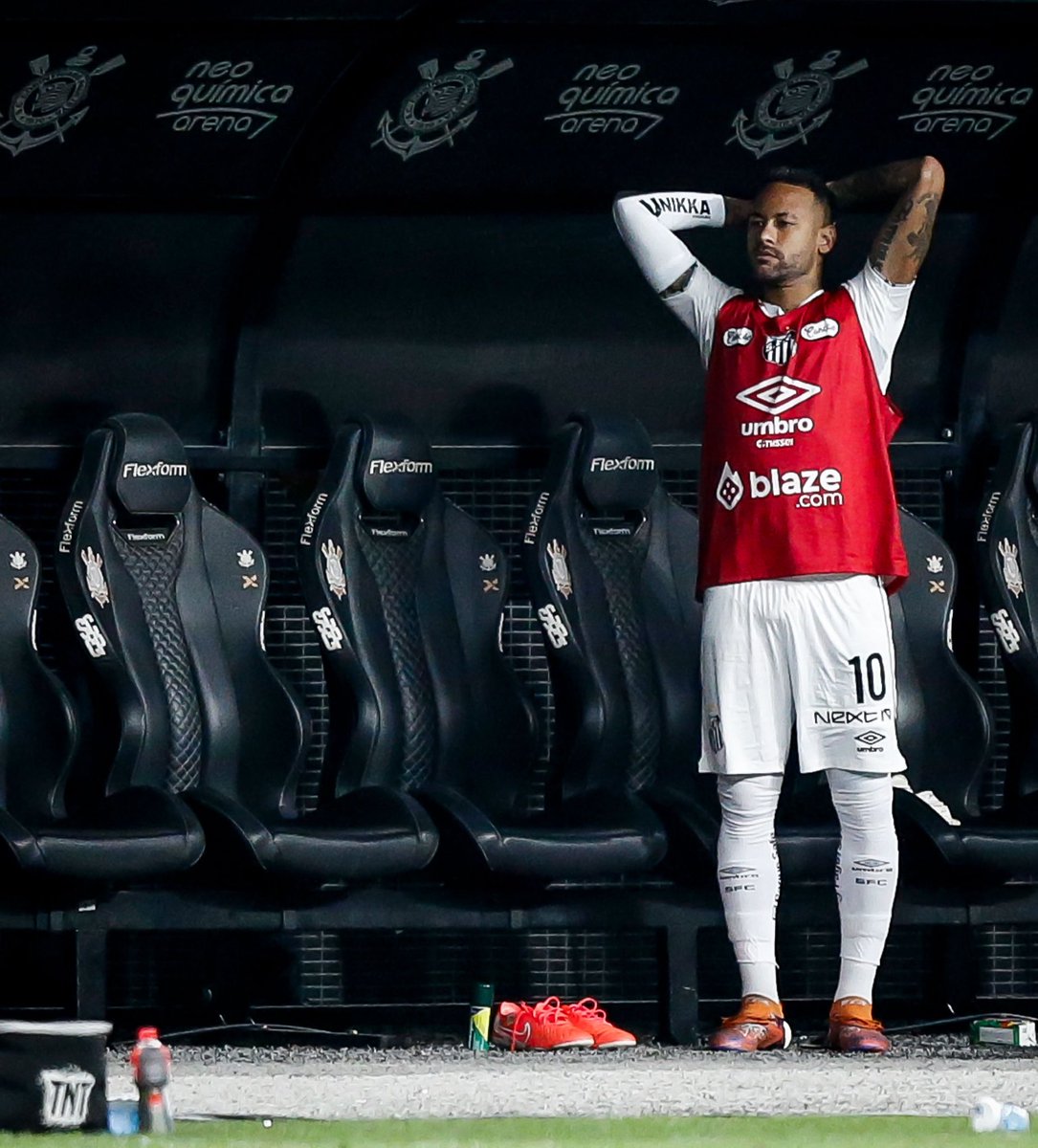 FabrizioSource's tweet image. 🚨 Neymar Jr was not fit with an injury as he wasn’t available for Santos last night.

“Unfortunately I felt some pain in the recent weeks… I really wanted to help the team, then we made tests in the morning but I felt pain again”, Neymar says 😞🇧🇷