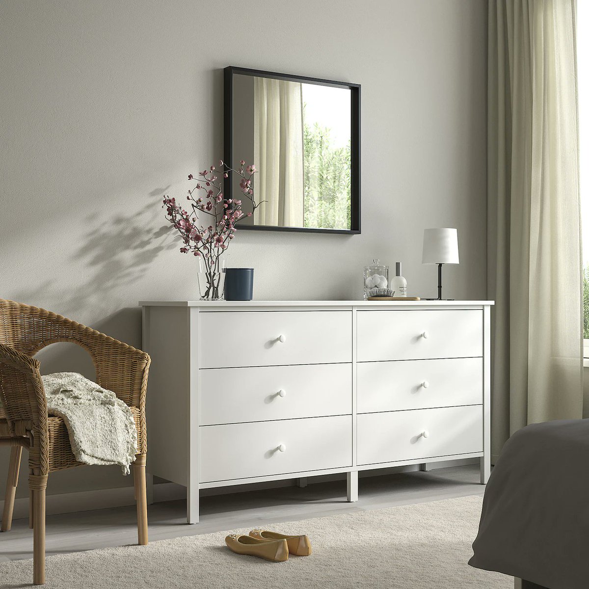 Хэд гээч ? хэмжээ нь бол 41x78x144cm