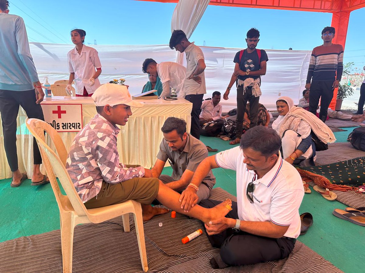 Essar (@essar) on Twitter photo #Essar organised the Dwarka Padyatri Seva Camp to assist pilgrims traveling to Dwarka for Fuldol Holi Mahotsav.
Inaugurated by Shri <a href="/Mulubhai_Bera/">Mulubhai Bera</a>, the camp will support 50,000 devotees, offering food, water, refreshments, rest areas, and medical aid.
With 2 lakh padyatris #Essar organised the Dwarka Padyatri Seva Camp to assist pilgrims traveling to Dwarka for Fuldol Holi Mahotsav.
Inaugurated by Shri <a href="/Mulubhai_Bera/">Mulubhai Bera</a>, the camp will support 50,000 devotees, offering food, water, refreshments, rest areas, and medical aid.
With 2 lakh padyatris