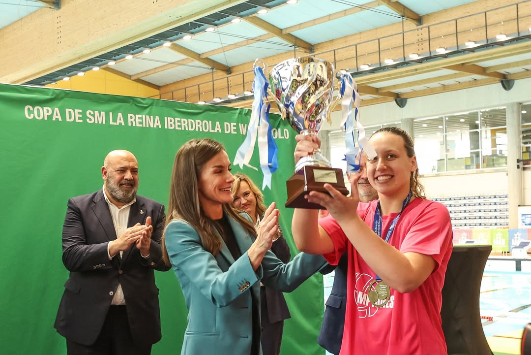 🏆🤽🏻‍♀️ Tornem a ser campiones de la Copa de la Reina! 

El femení de waterpolo del <a href="/CNsantandreu/">CN Sant Andreu</a> ha revalidat el títol superant el CN Sabadell en una final d'infart! 

Aquest ja és el tercer títol de la temporada.

Orgullosos de vosaltres!💙🤍