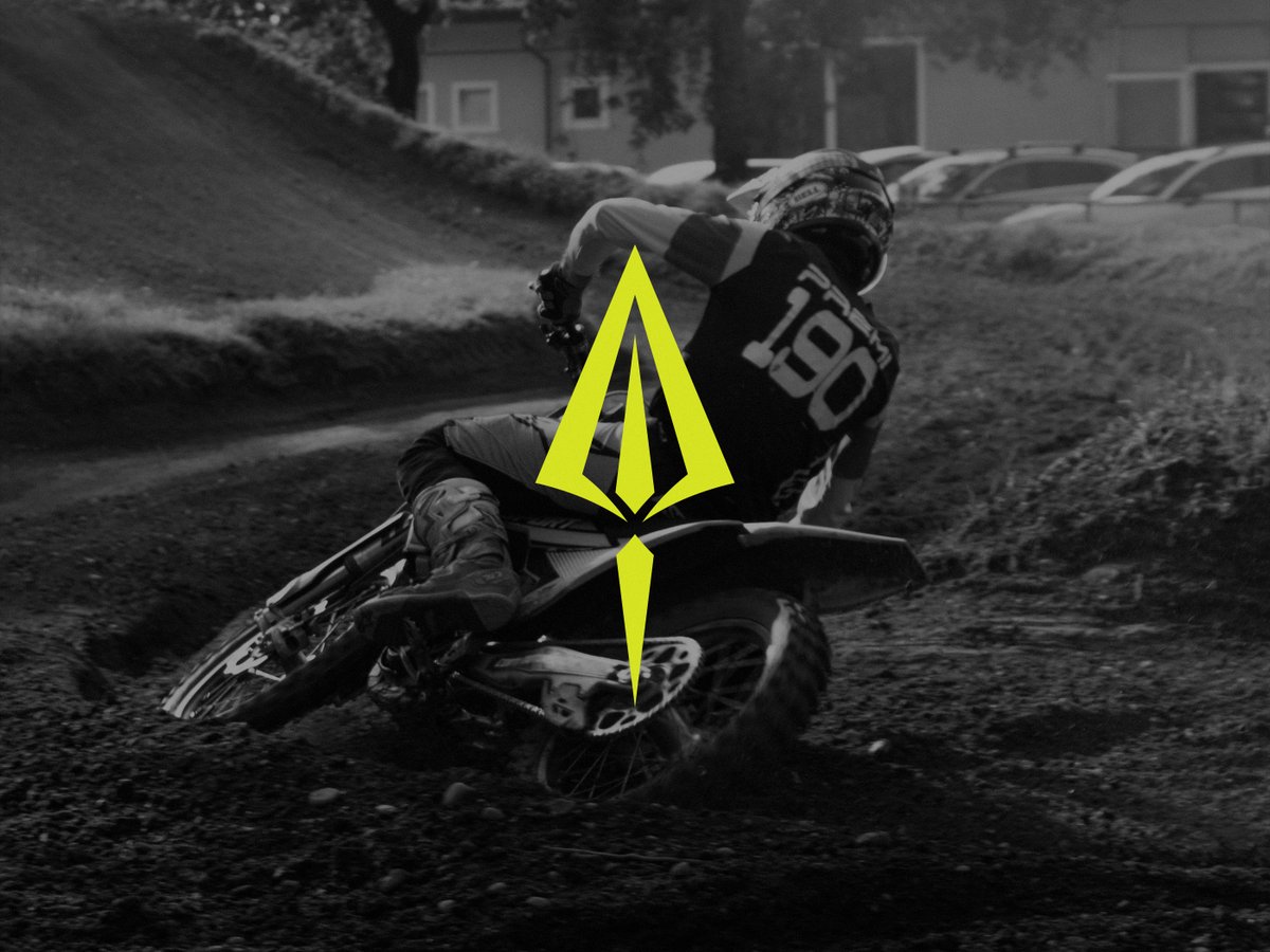 cajvaman's tweet image. I want to showcase a logo design for the motorcycle industry. The logo I created for Xpear Pitbikes back in 2021, is inspired by the shape of a spear.
You can fiind them at xpear-pitbikes.de
#PitBikeLogo #RacingLogo #Cajva