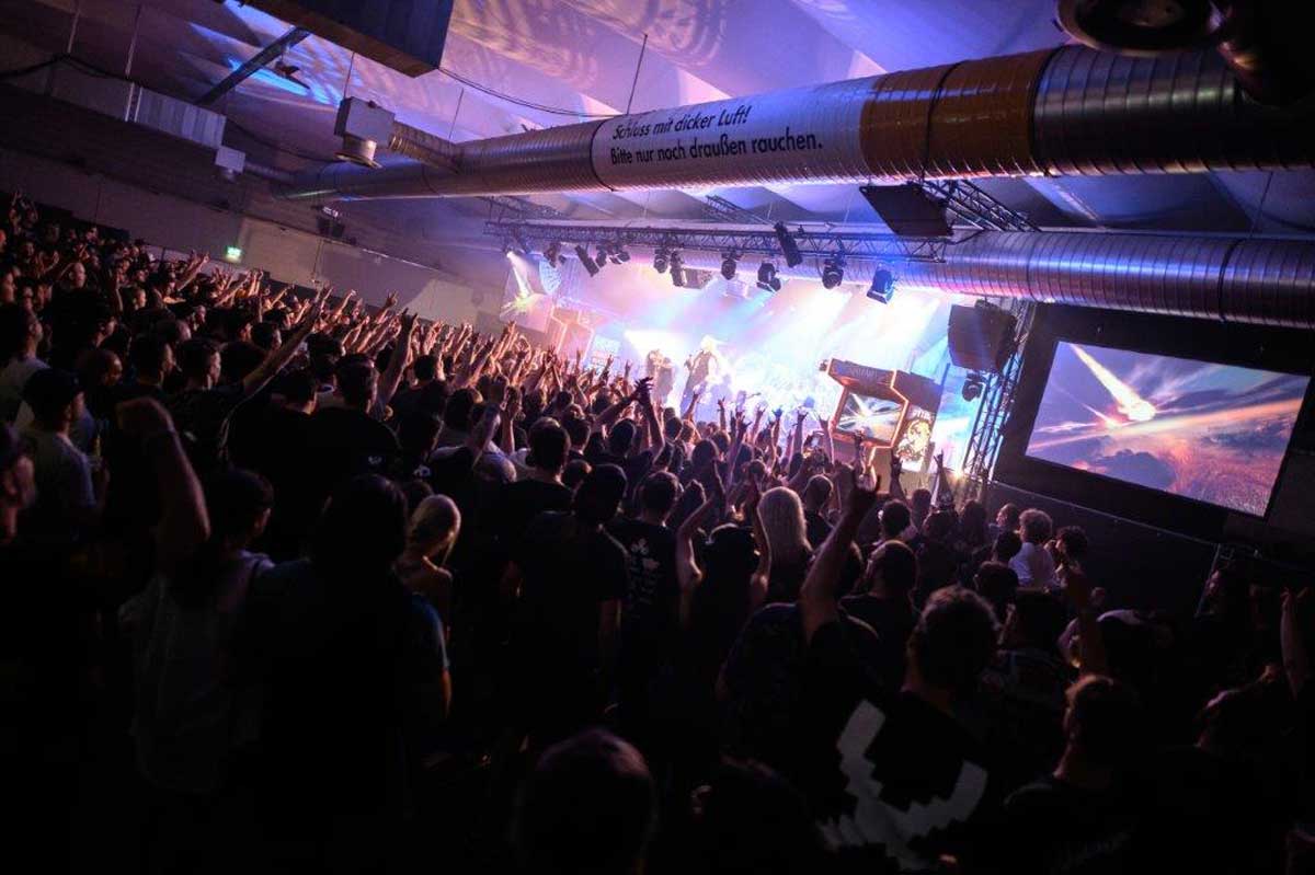 PoolbarFestival (@poolbarfestival) on Twitter photo Wir gratulieren herzlich und freuen uns auf die Konzerte der frisch gekĂĽrten <a href="/AmadeusAwards/">Amadeus Austrian Music Awards</a>-Gewinner:innen #RIAN, #Oska, #SODL und #Turbobier beim #PoolbarFestival2025 poolbar.at/timetable #Feldkirch #Vorarlberg Wir gratulieren herzlich und freuen uns auf die Konzerte der frisch gekĂĽrten <a href="/AmadeusAwards/">Amadeus Austrian Music Awards</a>-Gewinner:innen #RIAN, #Oska, #SODL und #Turbobier beim #PoolbarFestival2025 poolbar.at/timetable #Feldkirch #Vorarlberg