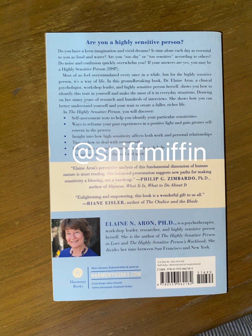 sniffmiffin's tweet photo. The Highly Sensitive Person by Elaine เป็น national bestseller เล่มนี้ปกมีรอยนิดนึงค่า🥹 ไม่มีผลต่อด้านในค่า ด้านในกริบมากๆ หนังสือดีมากค่า 490฿ ค่า ซื้อมา 790 ค่า

#ตลาดนัดหนังสือ #ส่งต่อหนังสือ #หนังสือภาษาอังกฤษ #ส่งต่อหนังสือมือสอง #หนังสือมือสอง #หนังสือมือ2 https://t.co/XupaBHDzNQ