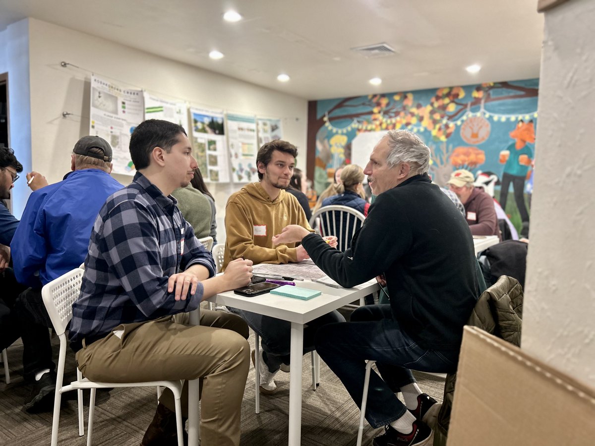 The <a href="/UWUniverCity/">UniverCity Alliance</a> Scholars Program application is now open! Undergraduate and graduate <a href="/UWMadison/">UW–Madison</a> students interested in working with #Wisconsin communities should consider applying! univercity.wisc.edu/scholars-progr…