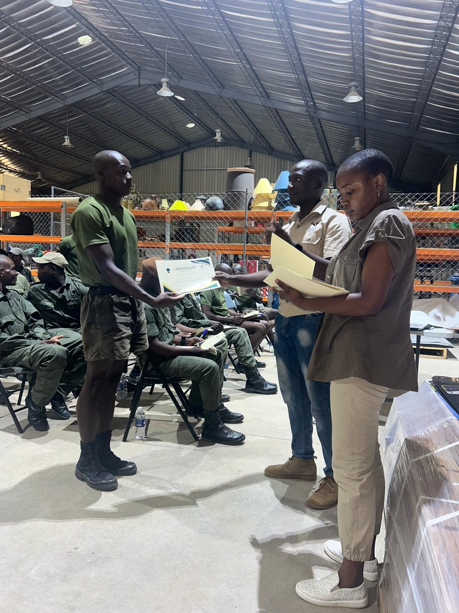 🦅🌍 Vulture Conservation Training!

On Feb 25-26, 2025, BirdLife Zimbabwe &amp; Advocate Nancy Makuvise trained 28 scouts at Sango Wildlife Conservancy on vulture ID &amp; wildlife poisoning response. Together, we’re making strides in protecting our wildlife! 💚 #VultureConservation