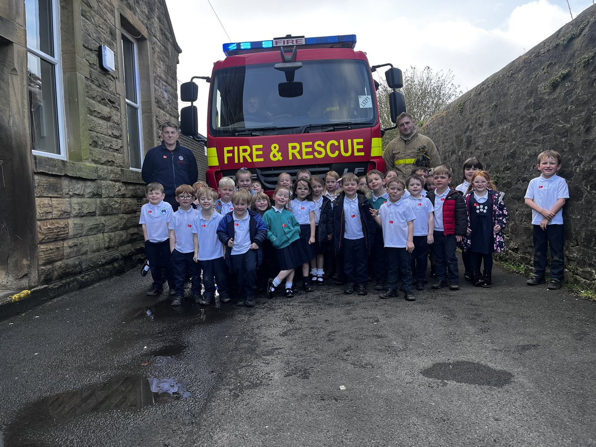 Padiham Fire (@padiham_fire) on Twitter photo Today we visited <a href="/readstjohns/">Read St Johns Primary School</a> to meet reception class.
A credit to their school& families with some wonderful manners demonstrated by all children
Thank you for having us β₯οΈπ Today we visited <a href="/readstjohns/">Read St Johns Primary School</a> to meet reception class.
A credit to their school& families with some wonderful manners demonstrated by all children
Thank you for having us β₯οΈπ