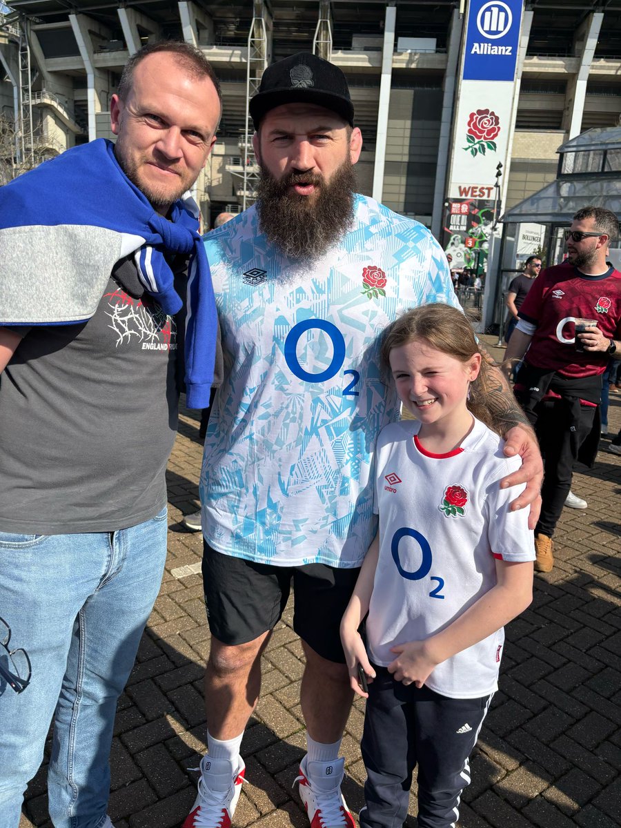 Andy Staley (@andydstaley) on Twitter photo What a bloody lovely man. Thanks for making the little girl's first visit to <a href="/Allianz/">Allianz</a> memorable. <a href="/JoeMarler/">Joe Marler</a> <a href="/O2/">O2</a> <a href="/RFU/">Rugby Football Union</a> What a bloody lovely man. Thanks for making the little girl's first visit to <a href="/Allianz/">Allianz</a> memorable. <a href="/JoeMarler/">Joe Marler</a> <a href="/O2/">O2</a> <a href="/RFU/">Rugby Football Union</a>