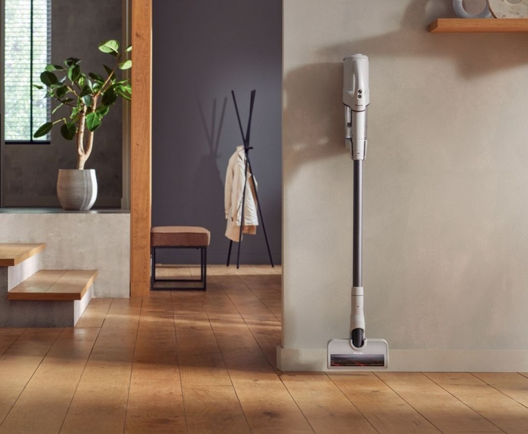 Spring Clean Smarter, Not Harder! #MieleVacuum

This week, enjoy 15% off our #MieleUSA DuoFlex Extra. Powerful suction, easy maneuverability, and designed to reach every corner of your home.

👉 Don't miss out on this limited-time offer! bit.ly/4kCNzrh