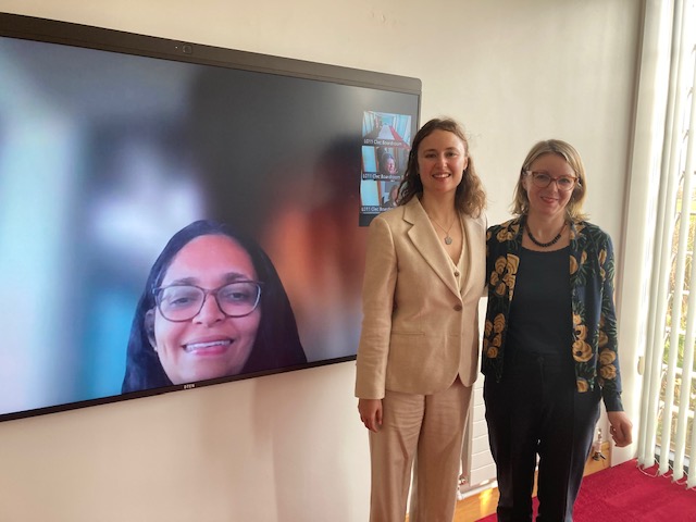 PROPERTY inJUSTICE (@landlawjustice) on Twitter photo Congratulations to our brilliant Dr Sonya Cotton who passed her PhD viva <a href="/UCDLawSchool/">UCD Sutherland School of Law</a> with no corrections!💐👏🥳
Special thks to examiners <a href="/IntHeritageLaw/">Lucas Lixinski</a> &
<a href="/ProfCCostello/">Cathryn Costello</a> for engaging so fully with her work on transnational sources of apartheid and community (dis)placement. Congratulations to our brilliant Dr Sonya Cotton who passed her PhD viva <a href="/UCDLawSchool/">UCD Sutherland School of Law</a> with no corrections!💐👏🥳
Special thks to examiners <a href="/IntHeritageLaw/">Lucas Lixinski</a> &
<a href="/ProfCCostello/">Cathryn Costello</a> for engaging so fully with her work on transnational sources of apartheid and community (dis)placement.