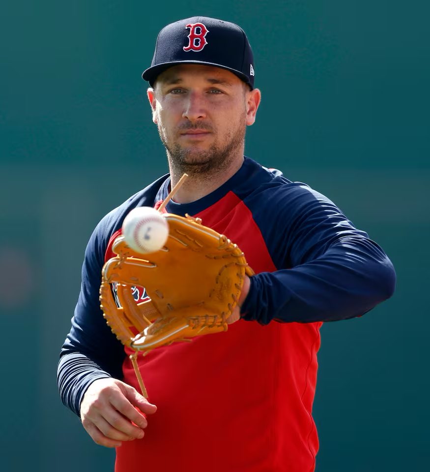 Gordo (@bossportsgordo) on Twitter photo Alex Bregman bought suits for many Red Sox top prospects, just as former Astros vets Carlos Beltran, Brian McCann, and Josh Reddick did for him (via <a href="/bradfo/">Rob Bradford</a>).
Mayer: "It's the sickest thing ever. It was my first suit ⦠It was truly incredible and something I will never forget.ā Alex Bregman bought suits for many Red Sox top prospects, just as former Astros vets Carlos Beltran, Brian McCann, and Josh Reddick did for him (via <a href="/bradfo/">Rob Bradford</a>).
Mayer: "It's the sickest thing ever. It was my first suit ⦠It was truly incredible and something I will never forget.ā