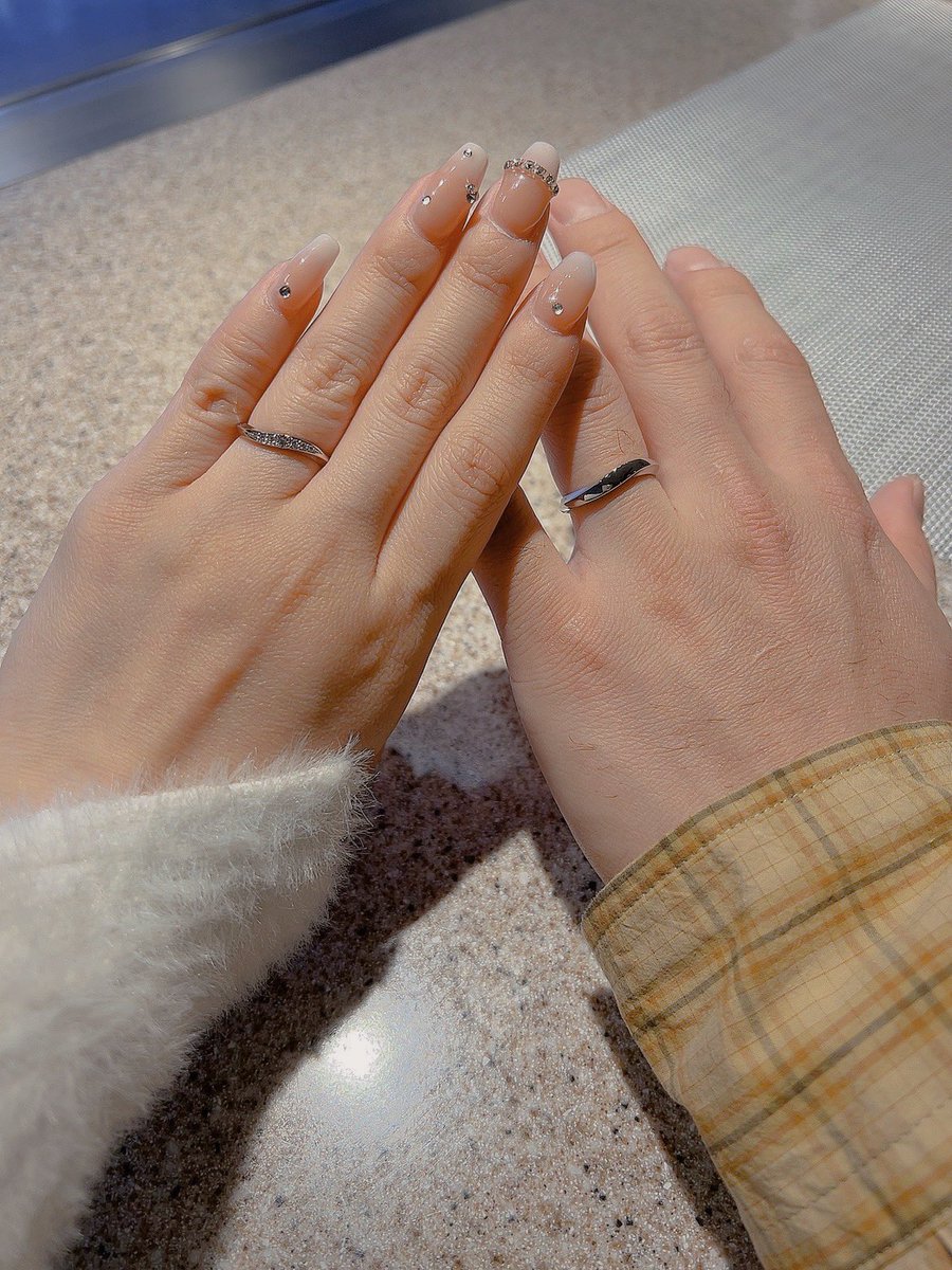 本日、入籍致しました。
夫婦共々これからもよろしくお願いします。