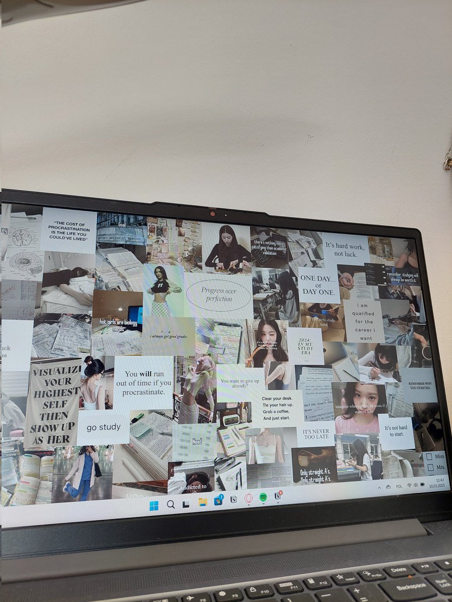 skipped school just to study at home, what do we think about my notion and my wallpaper?? I know the quotes are lowkey cringey but they somewhat work 😭😭