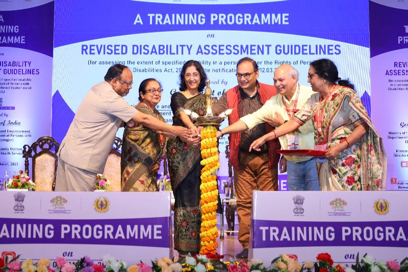 socialpwds's tweet image. Recently, a #trainingprogramme on 8th Revised Disability Assessment Guidelines was organized by the #DEPwD Ministry of Social Justice and Empowerment, GoI in collaboration with Directorate General of Health Services (DGHS), Ministry of Health and Family Welfare, Government of…