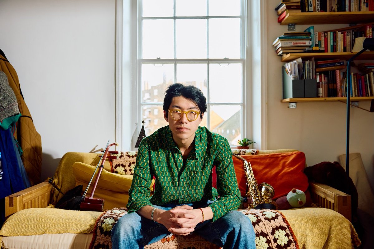 1883 Magazine (@1883magazine) on Twitter photo 1883 meets visual artist and musician #HaobinWang aka #JorgeJobim to discuss his first solo exhibition, Fantastical Autonomy, at Tache gallery, London, until 10 April.
1883magazine.com/jorge-jobim/
Interview <a href="/jacopo982/">Jacopo Nuvolari</a> 1883 meets visual artist and musician #HaobinWang aka #JorgeJobim to discuss his first solo exhibition, Fantastical Autonomy, at Tache gallery, London, until 10 April.
1883magazine.com/jorge-jobim/
Interview <a href="/jacopo982/">Jacopo Nuvolari</a>