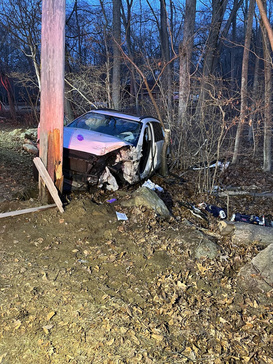 Chestnut Street is closed due to serious accident.