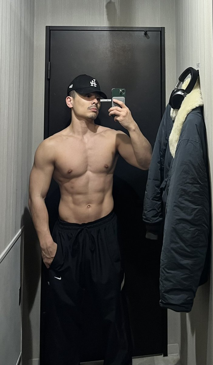 出張帰りにジム直行
風呂入って早く寝よ