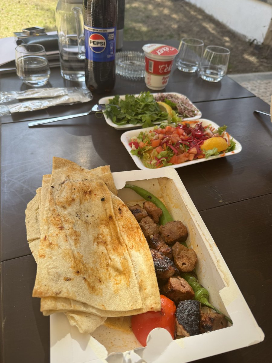 Let me eat. 

Boi is hungry.