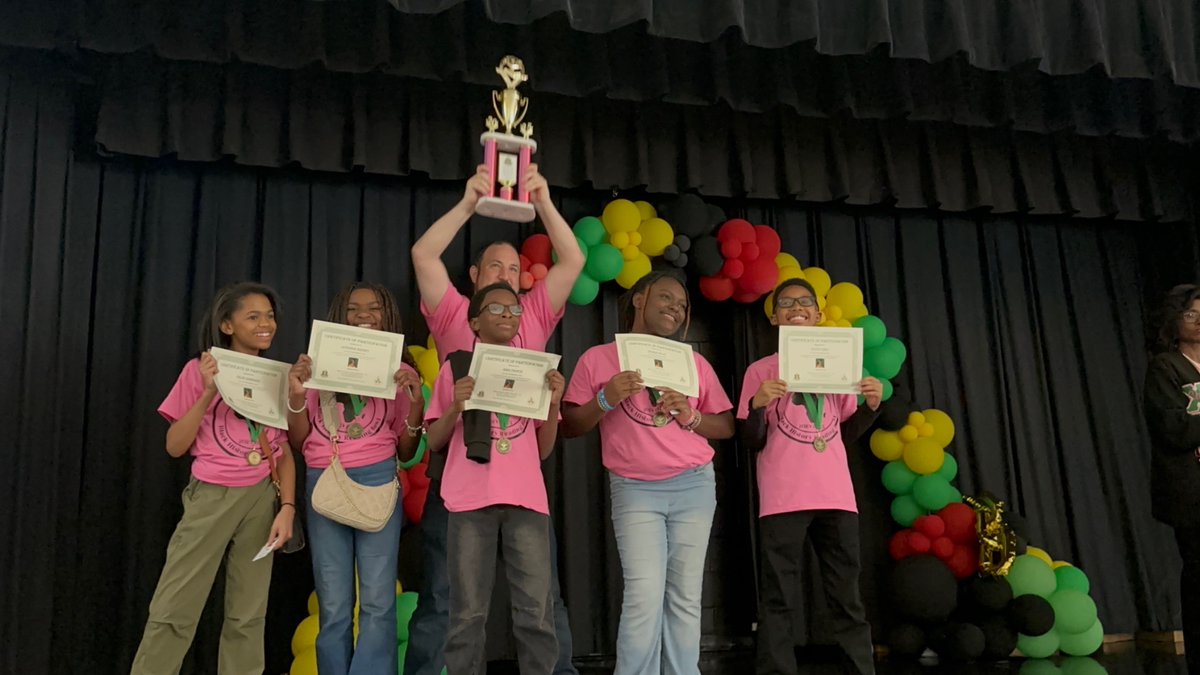🎉 Congratulations to our amazing students and Media Specialist, Mr. Bryan, for winning 1st place in the Women in History Reading Bowl! Your hard work and dedication have truly paid off. 📚🏆 #ProudMoment #WomensHistoryMonth