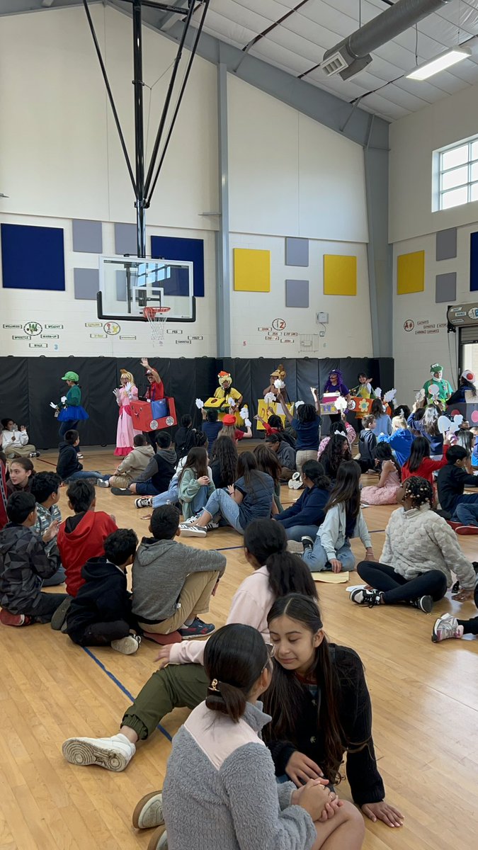 De Zavala Elementary School tweet media