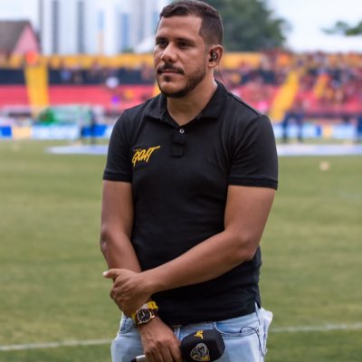 felipelunasi's tweet image. #NovaFotoDePerfil