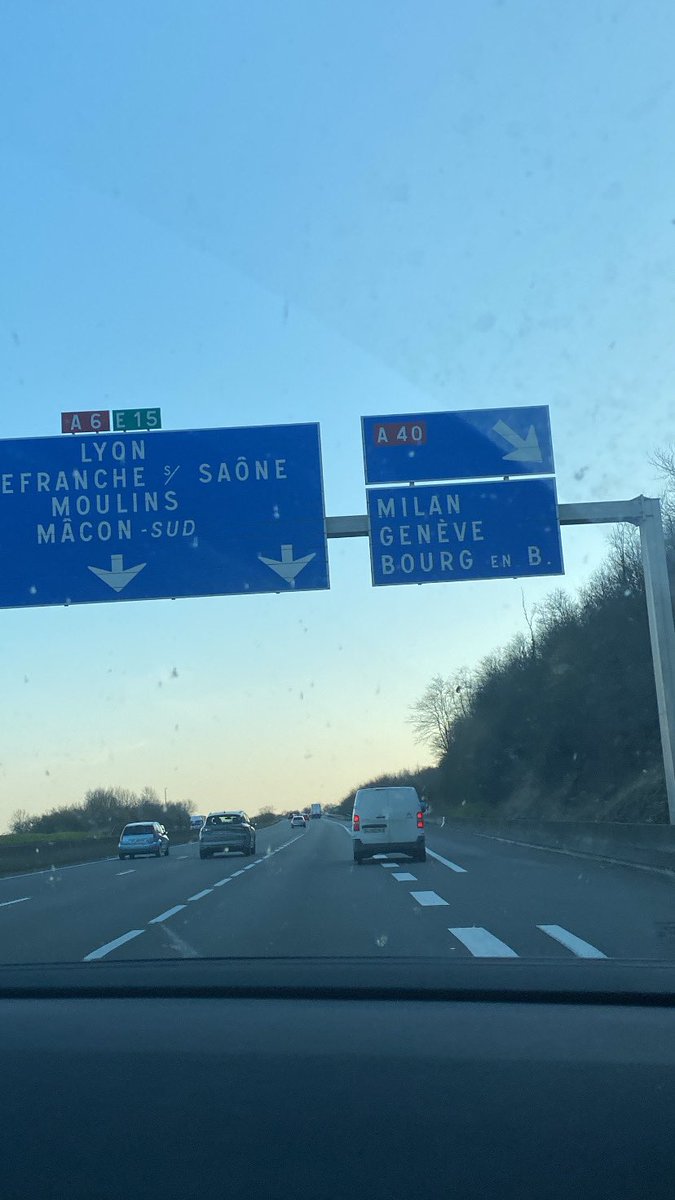 mat_spurs (@matspurs67) on Twitter photo Merci au <a href="/FBBP01Esport/">F. Bourg-en-Bresse Péronnas 01 Esport</a> <a href="/FBBP01/">F. Bourg-en-Bresse Péronnas 01</a> pour l’invitation et pour la présentation au grand public ce vendredi soir 💙 Merci au <a href="/FBBP01Esport/">F. Bourg-en-Bresse Péronnas 01 Esport</a> <a href="/FBBP01/">F. Bourg-en-Bresse Péronnas 01</a> pour l’invitation et pour la présentation au grand public ce vendredi soir 💙