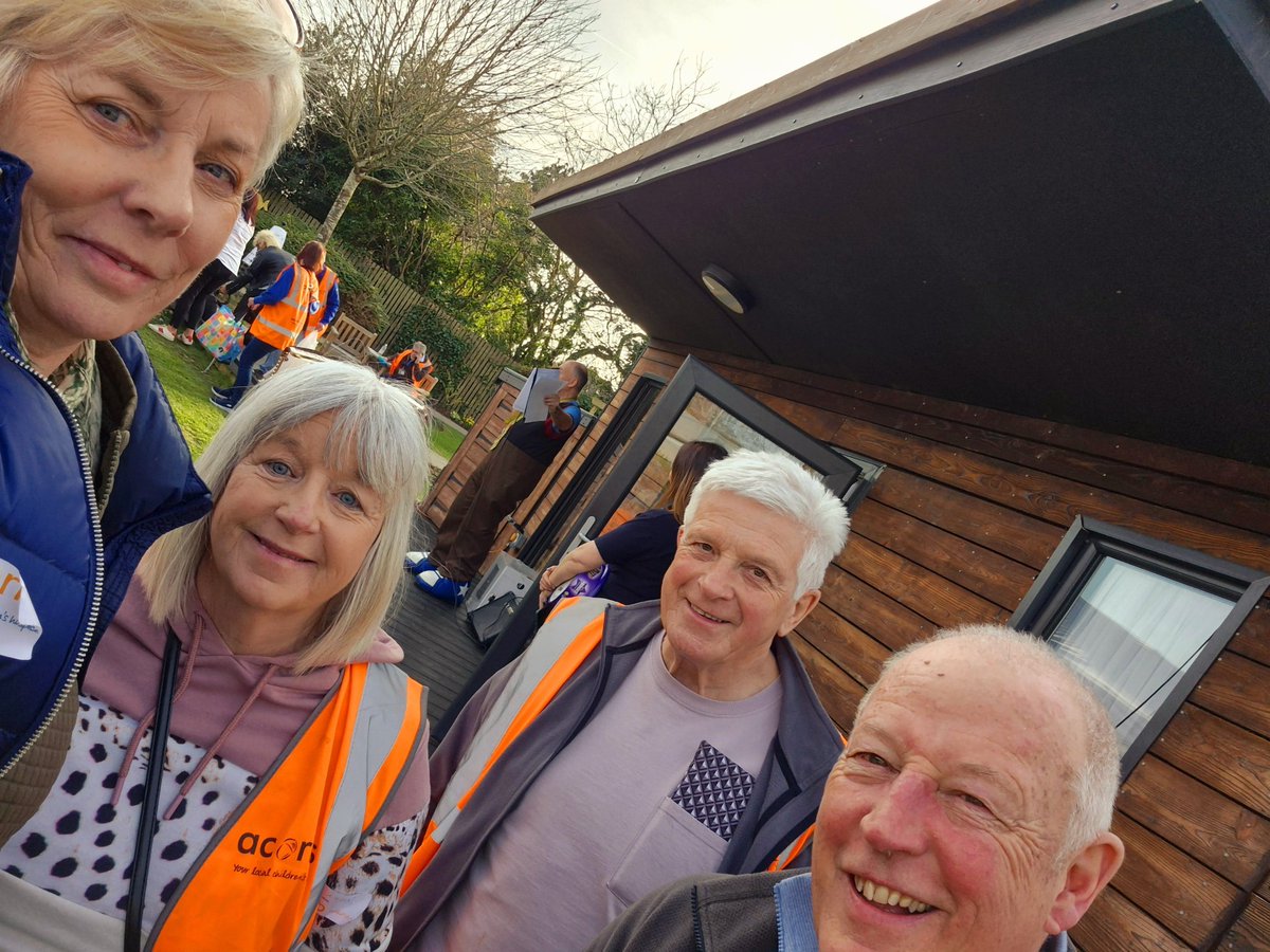 Sue Rogers (@1966smrogers) on Twitter photo <a href="/AcornsHospice/">Acorns Children's Hospice</a> great day volunteering at the spring fete this weekend. Well done to the team <a href="/AcornsHospice/">Acorns Children's Hospice</a> great day volunteering at the spring fete this weekend. Well done to the team