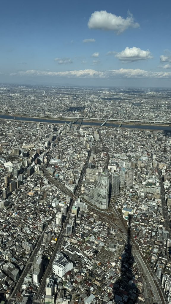 satoshi_readygo's tweet image. 昨日はめっちゃいい天気だった☀️
東京スカイツリー行ってきたよ〜!
上からの景色、最高でめっちゃ楽しかった❕