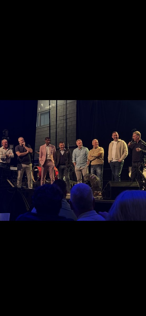 Lea Roberts (@learobertscomic) on Twitter photo Fantastic day yesterday in Donny with the lads, what a turn out for our mate <a href="/ThebfgGazza/">Gary Marshall</a> just shows what we all think of the man . Love ya pal ❤️ Fantastic day yesterday in Donny with the lads, what a turn out for our mate <a href="/ThebfgGazza/">Gary Marshall</a> just shows what we all think of the man . Love ya pal ❤️