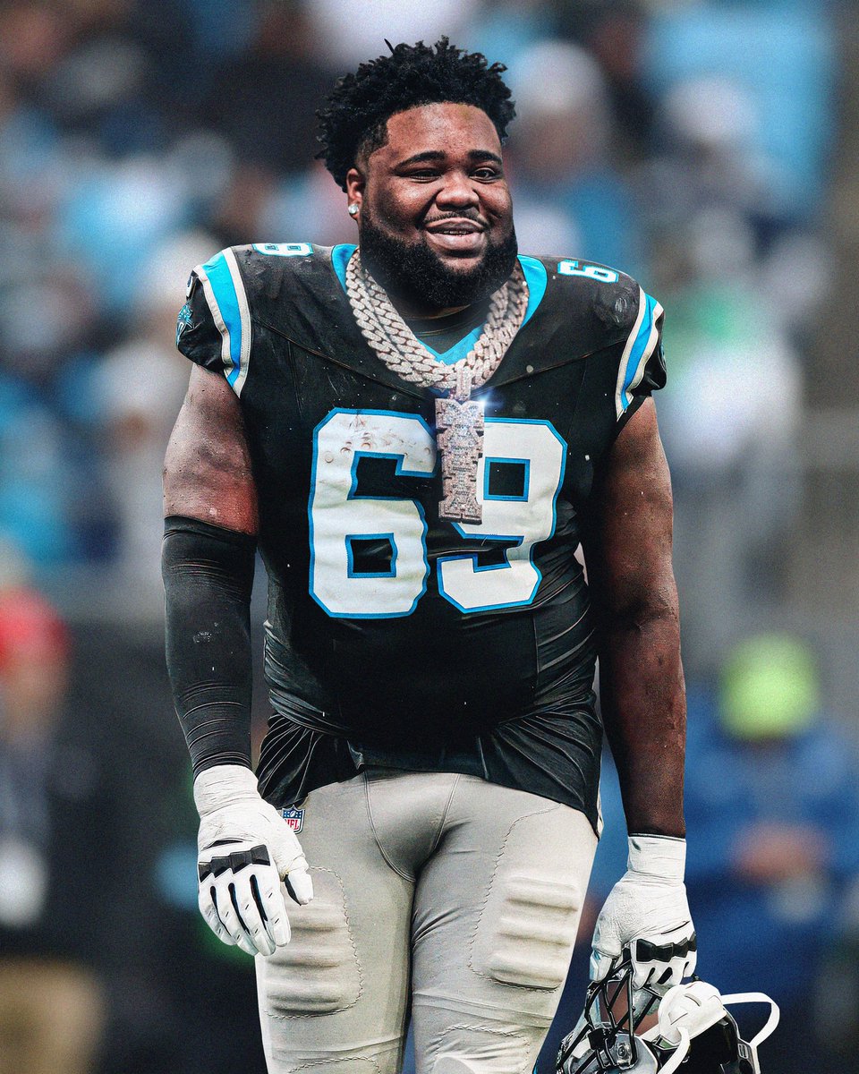 jordanfinkle1's tweet photo. Panthers sign DT, Rod Wave https://t.co/oHwqURpea1