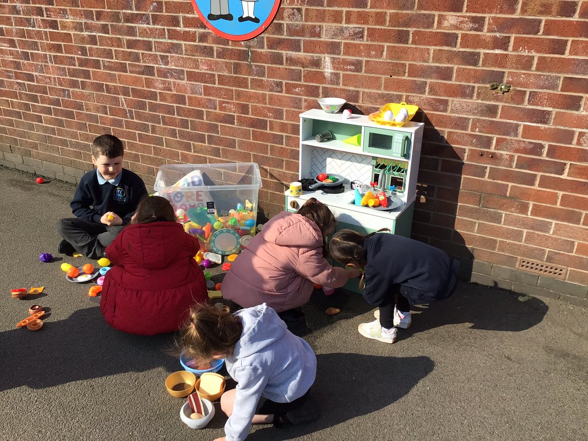 Dane Bank Primary School tweet media