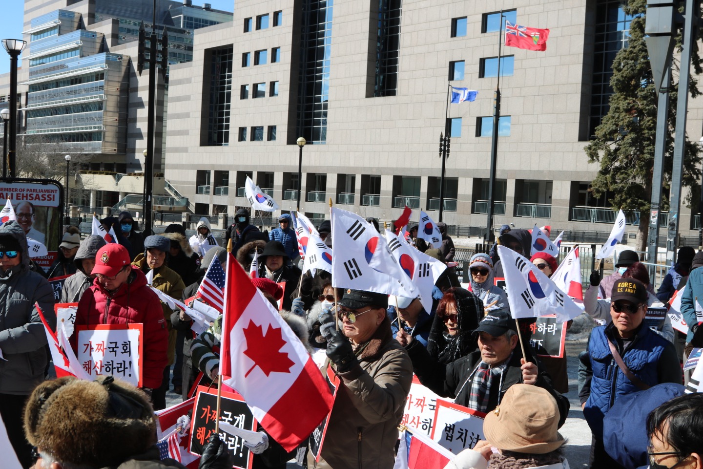 Glrn-_hWYAAC5GQ?format=jpg&name=large