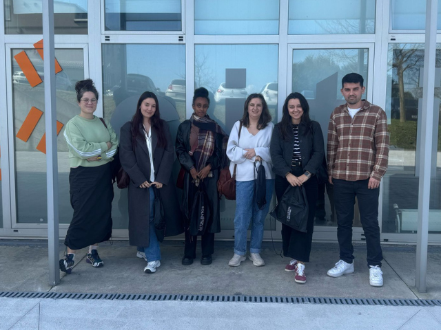 danocerebralgal's tweet image. 🌐 Coñecer mellor a aplicación da #realidadevirtual á rehabilitación do #danocerebraladquirido: ese foi o obxectivo da visita do noso equipo técnico ao @citicresearch.
🕹 Alí puideron testar diferentes dispositivos e ferramentas para coñecer mellor o seu funcionamento.
(1/3)