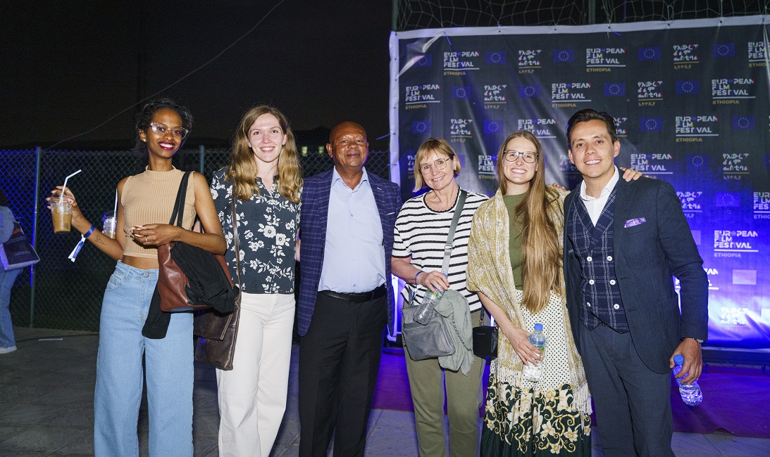 EUtoAU's tweet image. European Film Festival drew to a close celebrating European,🇪🇹 &amp;amp; African cinema with the presence of @EUAmbEthiopia, EU MS, art community mainly the youth of #Addis 
Together, with EU MS, @Europarl_EN,  🇺🇦🇦🇲 &amp;amp; 🇬🇧 the festival was a powerful expression of art unites people.
#AUEU