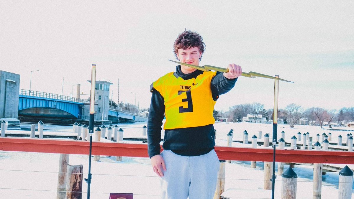 Six Star Football | PLUS+ (@sixstarfootball) on Twitter photo Rising Rushers: Illinois’ Top 2026 Running Backs to Watch
⭐️Yorke (Warrenville South) & Dileonardi | (Geneva) recruitment heats up among '26 IL rushers🔥
STORY:▶️🔗sixstarfootball.com/article/rising…
<a href="/dom_dileonardi/">Dominic DiLeonardi</a> <a href="/etheridge_5/">Casey Etheridge</a> <a href="/KendanRatini/">Kendan Ratini</a> <a href="/XanderSalazar/">Xander Salazar</a> <a href="/Owen_yorke07/">Owen Yorke</a> Rising Rushers: Illinois’ Top 2026 Running Backs to Watch
⭐️Yorke (Warrenville South) & Dileonardi | (Geneva) recruitment heats up among '26 IL rushers🔥
STORY:▶️🔗sixstarfootball.com/article/rising…
<a href="/dom_dileonardi/">Dominic DiLeonardi</a> <a href="/etheridge_5/">Casey Etheridge</a> <a href="/KendanRatini/">Kendan Ratini</a> <a href="/XanderSalazar/">Xander Salazar</a> <a href="/Owen_yorke07/">Owen Yorke</a>